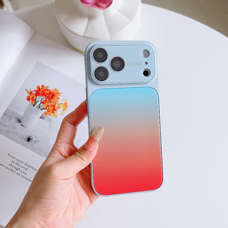 Apple Iphone 15 Pro Max - Luxury Gradient Large Window Tempered Glass